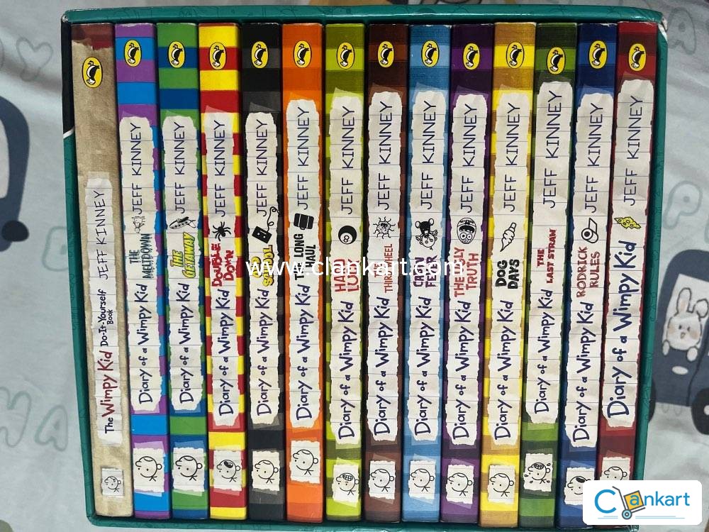 Diary of a Wimpy Kid Box of Books (1-13) Paperback: Jeff Kinney:  9780241567418: : Books